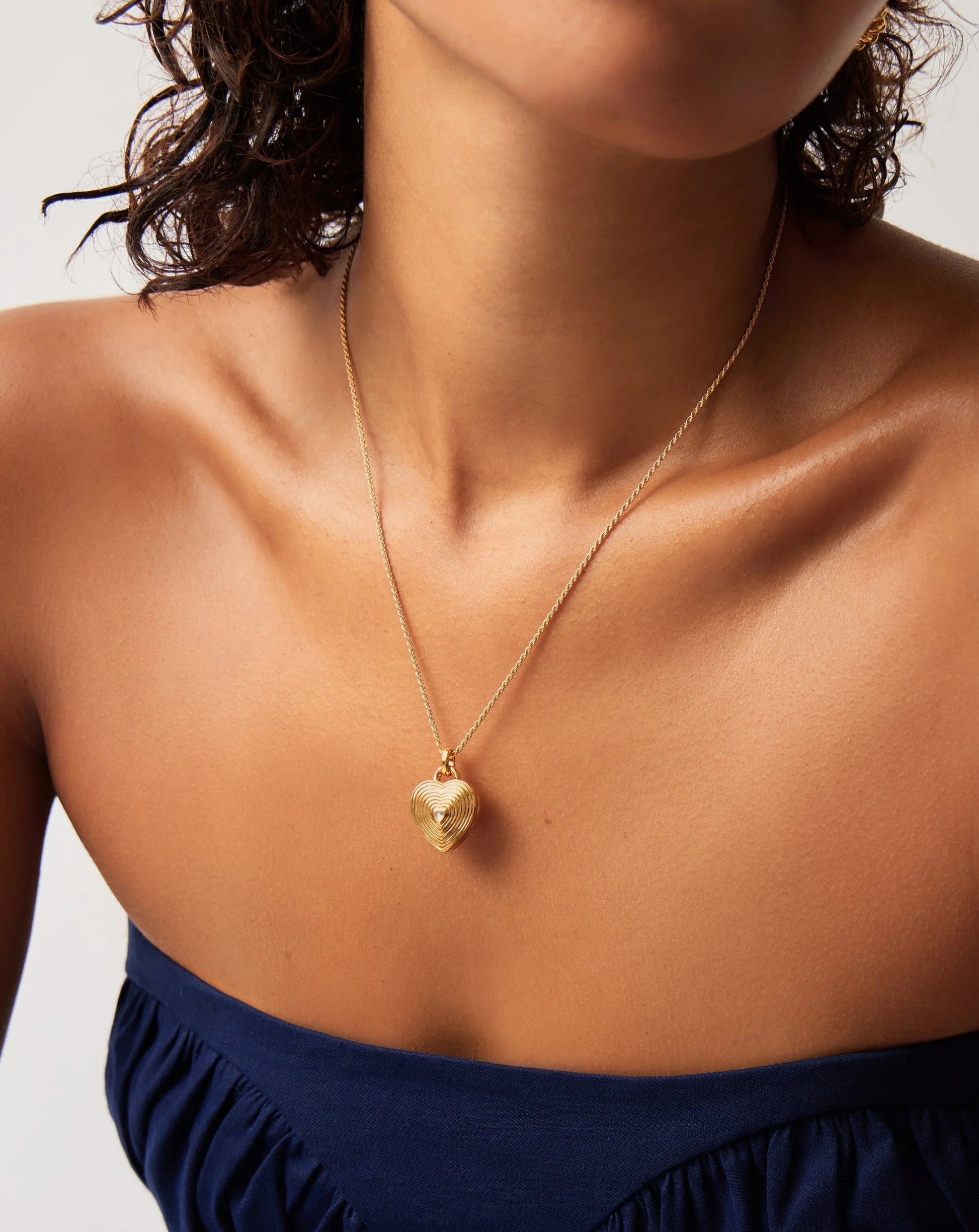 Engravable Heart Ridge Locket Pendant Necklace | 18K Gold Vermeil/Rainbow Moonstone.