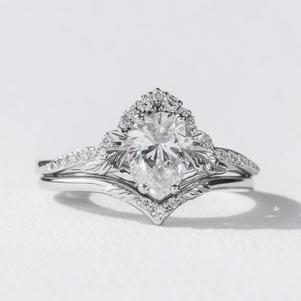 Victoria’s Griffin | Vintage Diamond Halo & Leaf Bridal Set 2pcs.