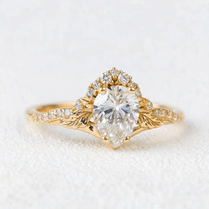 Victoria’s Griffin | Vintage Diamond Halo & Leaf Bridal Set 2pcs.