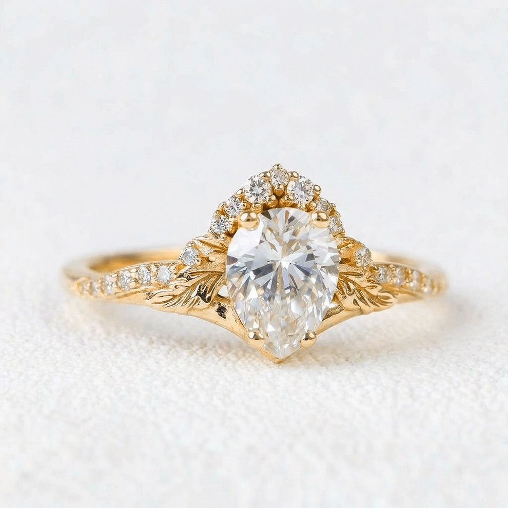 Victoria’s Griffin | Vintage Diamond Halo & Leaf Bridal Set 2pcs.