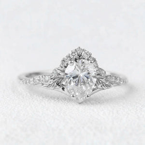 Victoria’s Griffin | Vintage Diamond Halo & Leaf Bridal Set 2pcs.