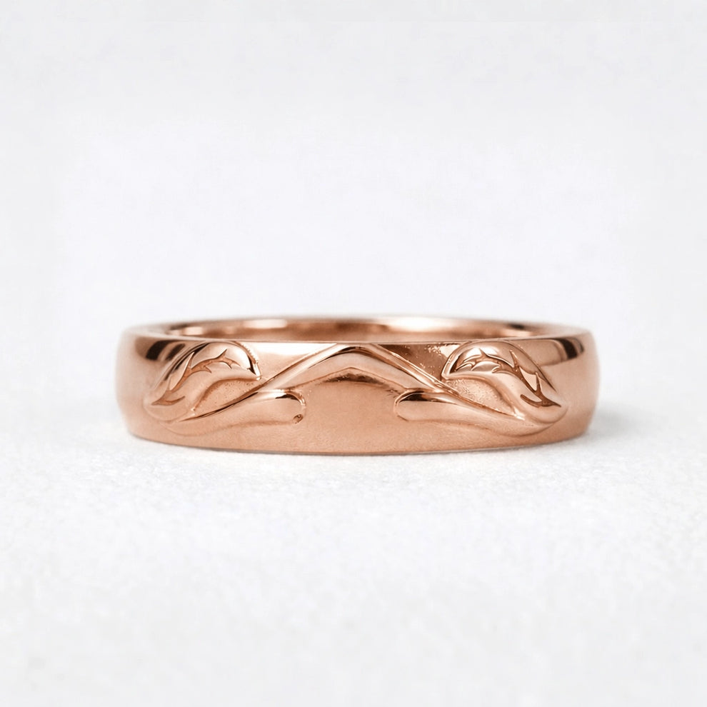 Ivy’s Spark | Diamond Leaf Wedding Band.