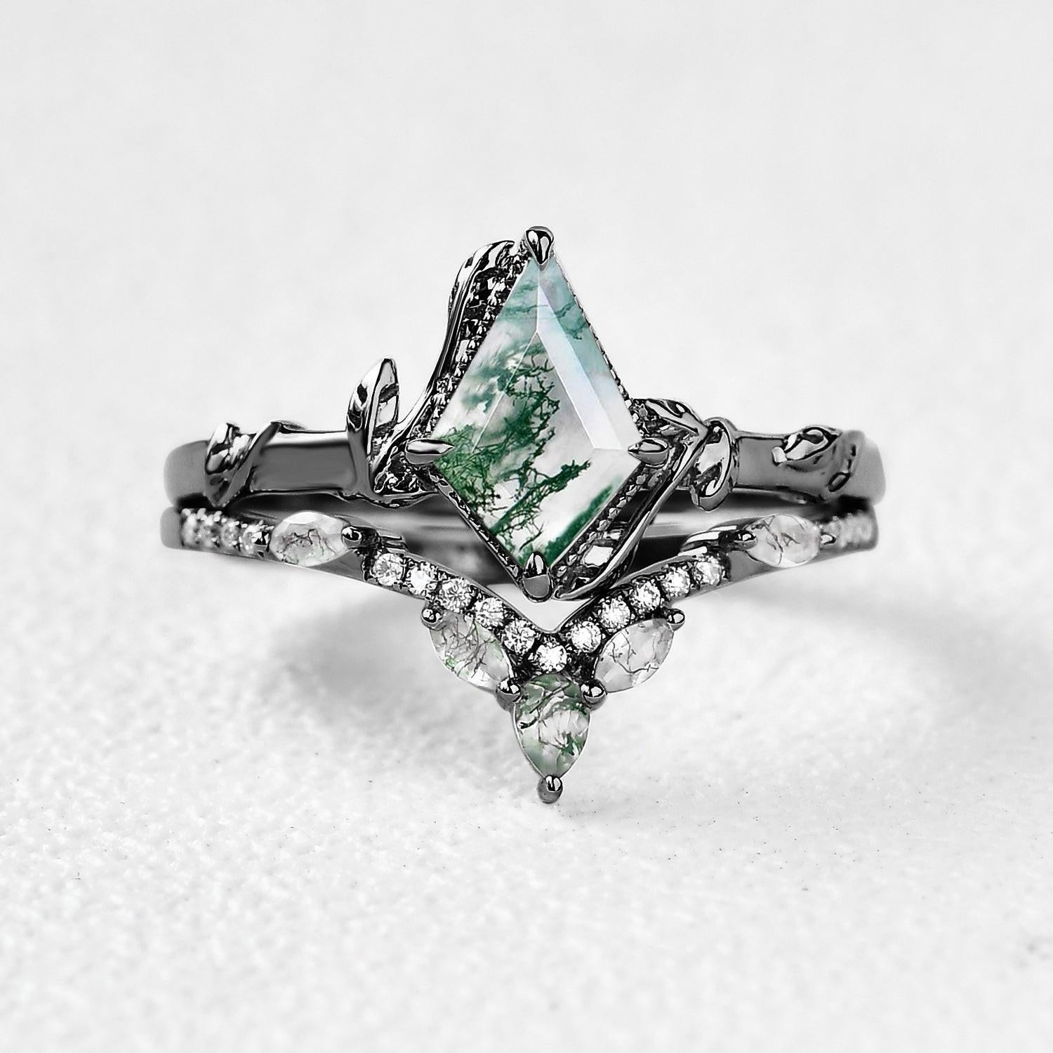 Lark’s Nocturne | Black Gold Kite Cut Moss Agate Leafy Ring Set 2pcs.