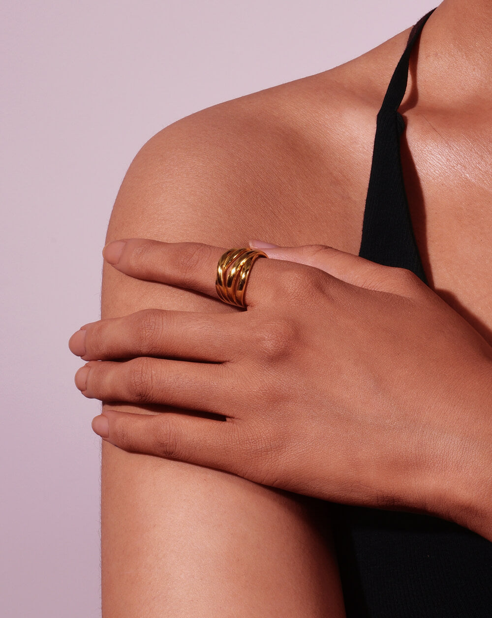 Minimalist Twist Gold Chunky Ring