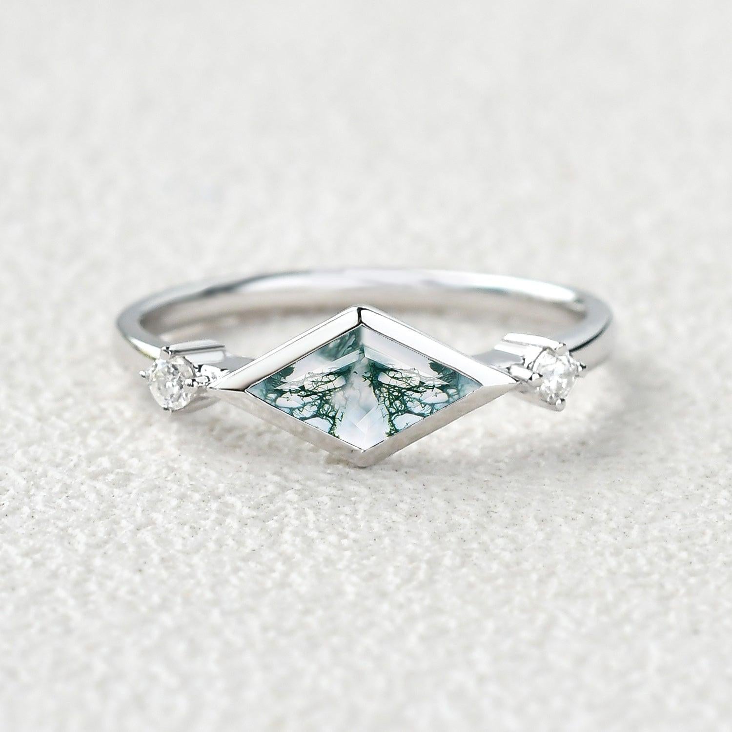 East-West Moss Agate Rhombus Cut Bezel Set Ring.