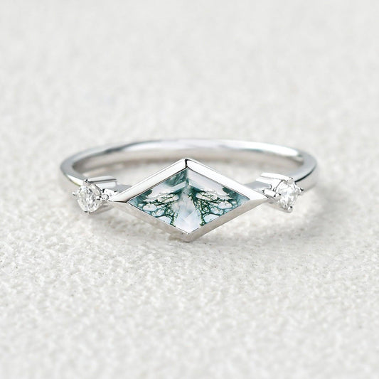 East-West Moss Agate Rhombus Cut Bezel Set Ring.