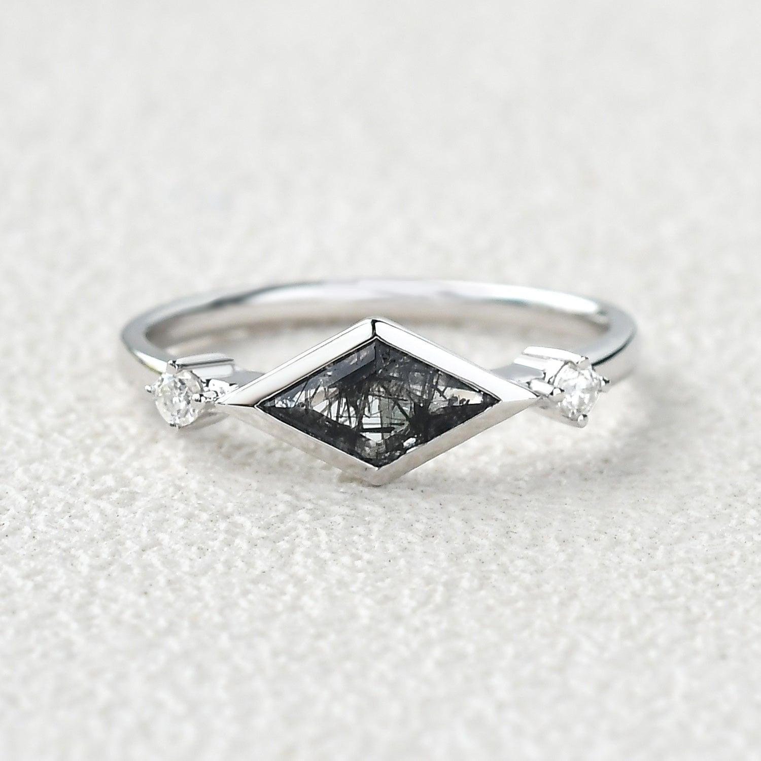 East-West Moss Agate Rhombus Cut Bezel Set Ring.