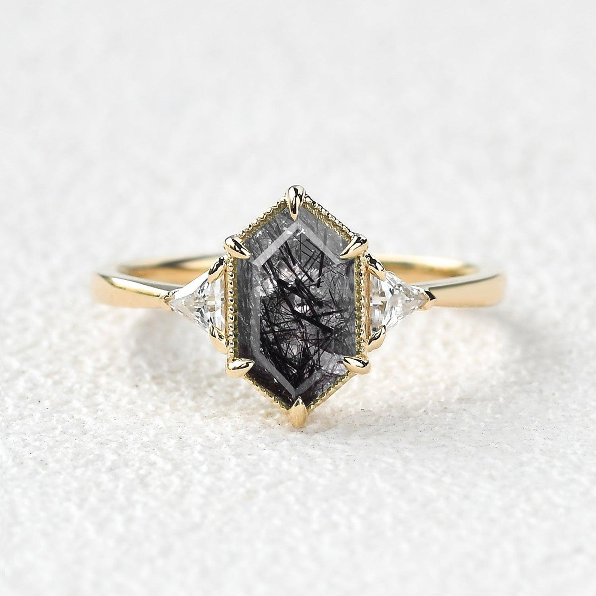 Vintage 1.5CT Geometric Moss Agate Three-Stone Ring.