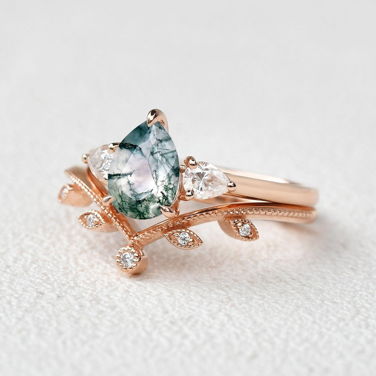 1.5ct Pear Shaped Moss Agate Three-stone Leafy Ring Set 2pcs.