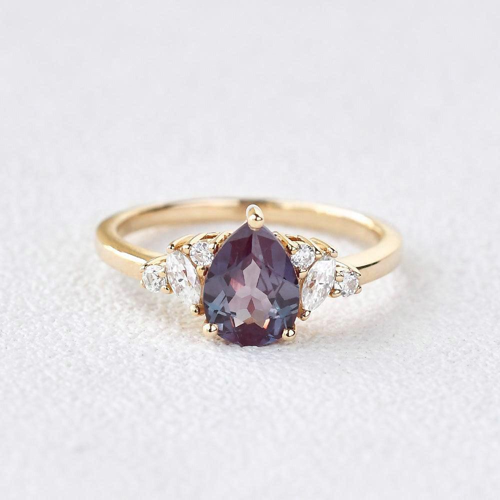 Celia’s Hue | Pear Lab Alexandrite Ring.