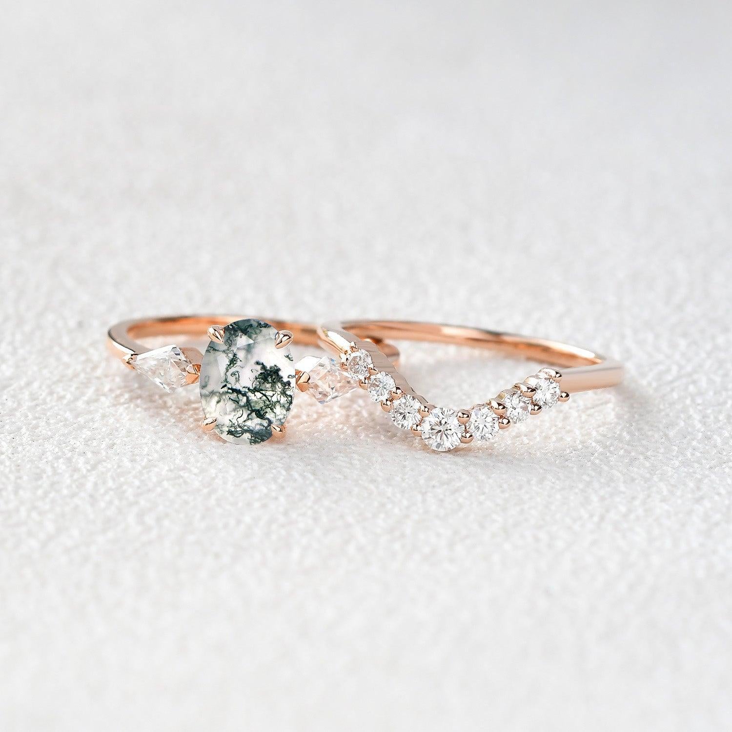 Delphine’s Wings | Oval Moss Agate Three Stone Bridal Set 2pcs.