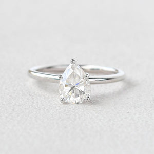 1.0ct Pear Shaped Moissanite Classic Solitaire Ring.