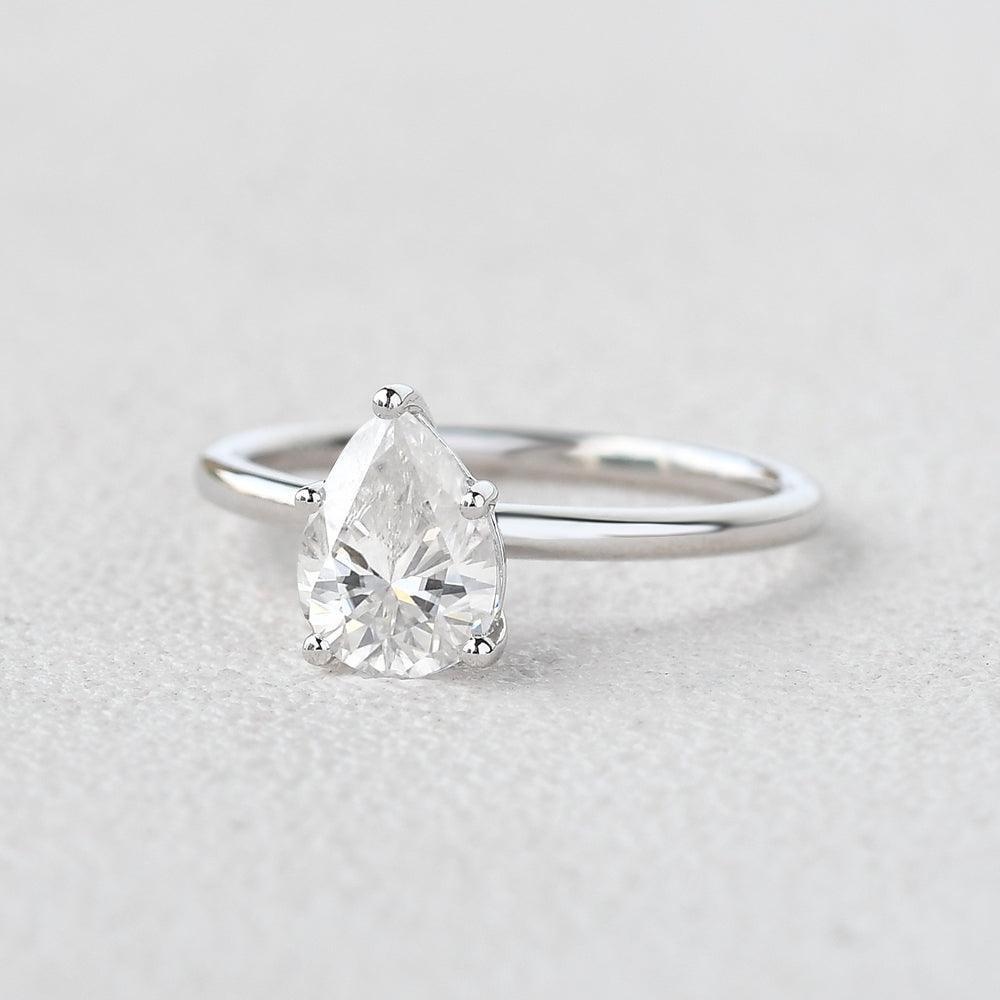 1.0ct Pear Shaped Moissanite Classic Solitaire Ring.