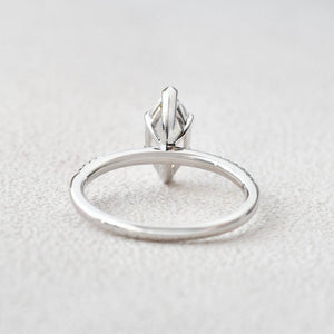Grace‘s Minimal | Marquise Diamond Solitaire Engagement Ring with Pave Band.