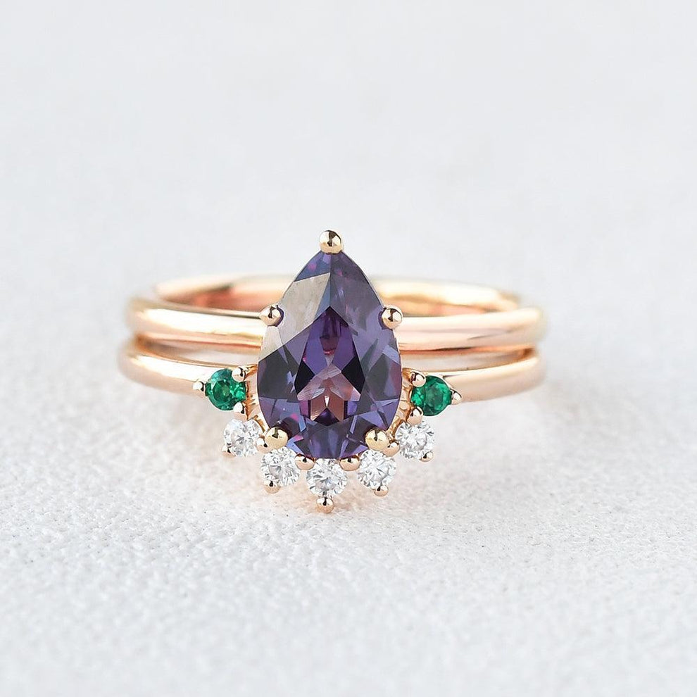Aurora’s Gleam | Pear Lab Alexandrite Bridal Set 2pcs.