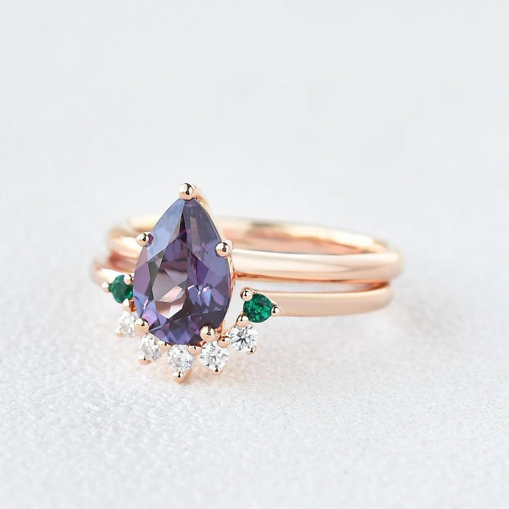 Aurora’s Gleam | Pear Lab Alexandrite Bridal Set 2pcs.