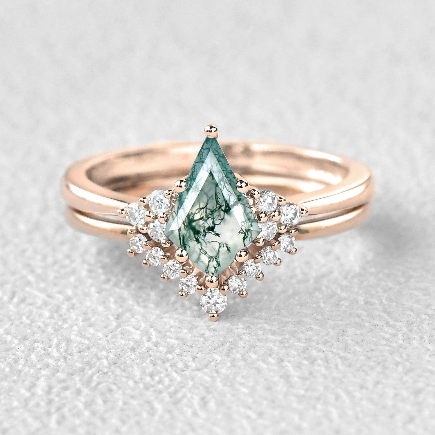 Signature Vintage Moss Agate Engagement Ring Set 2pcs.