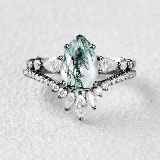 Nyx’s Staccato | Black Gold Signature Pear Moss Agate Ring Set 2pcs.