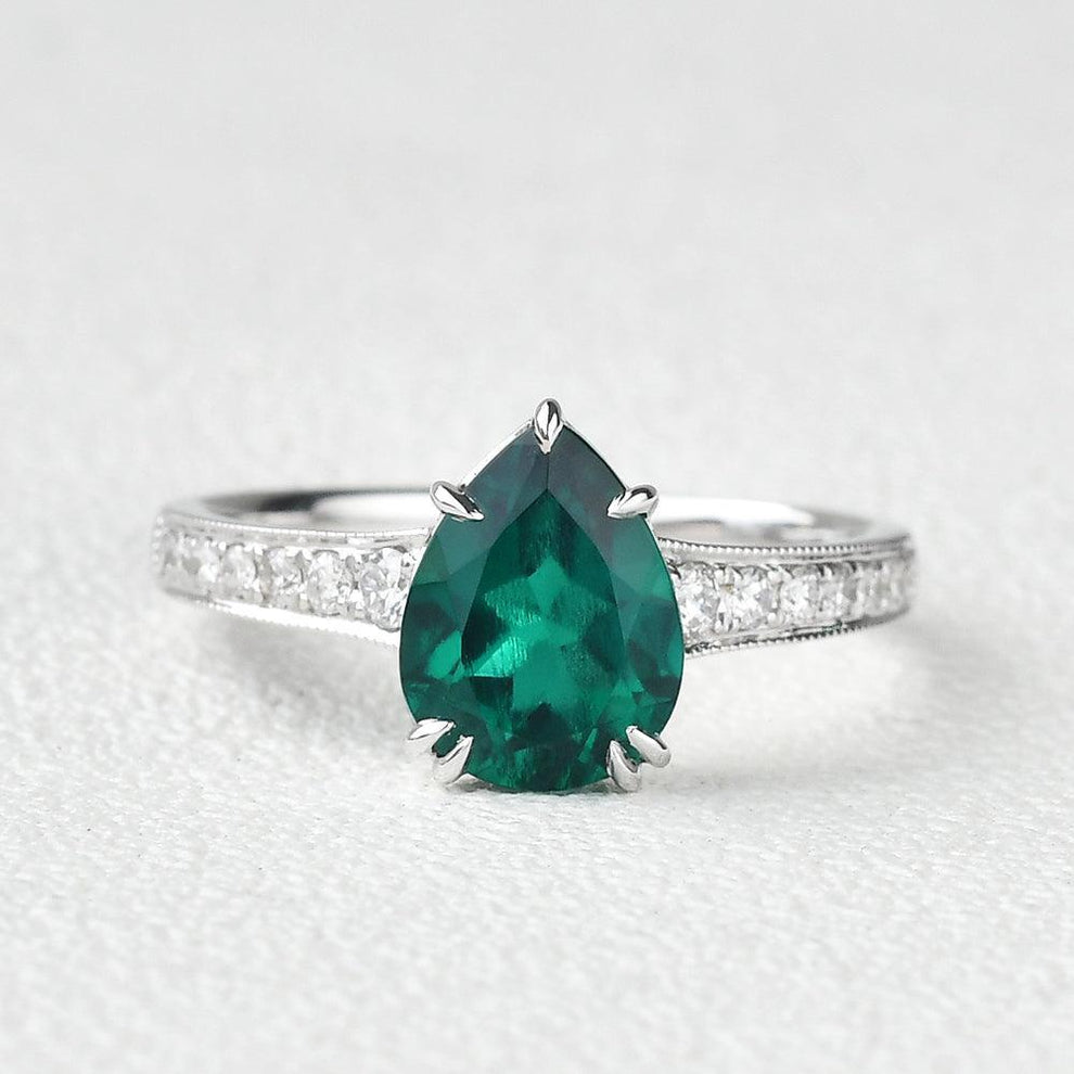Olive’s Whisper | 1.5CT Classic Pear Cut Lab Emerald Engagement Ring.