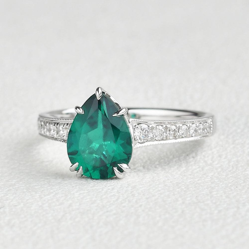 Olive’s Whisper | 1.5CT Classic Pear Cut Lab Emerald Engagement Ring.