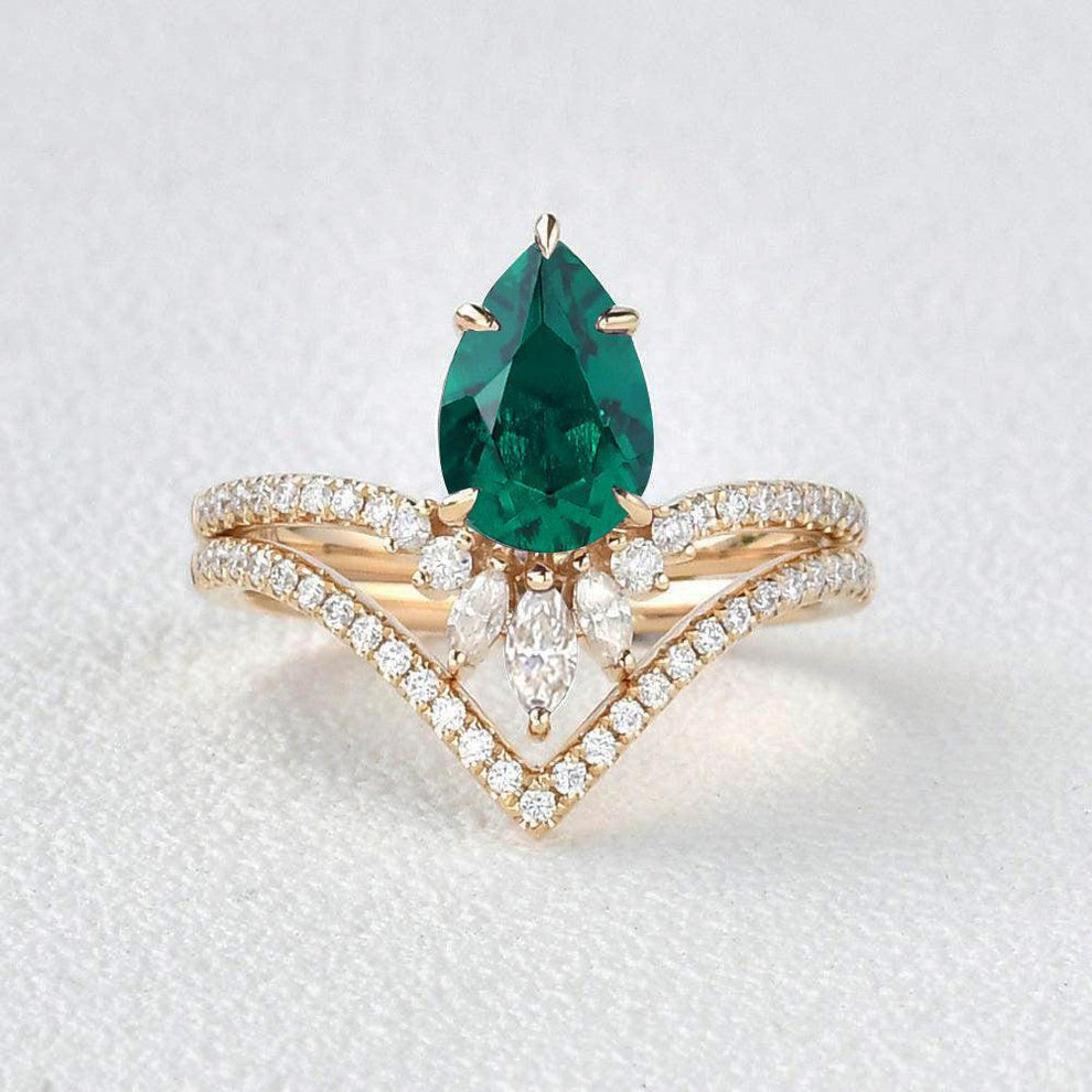 Mila 1.7CT Pear Emerald Classic Vintage Ring Set 2pcs.