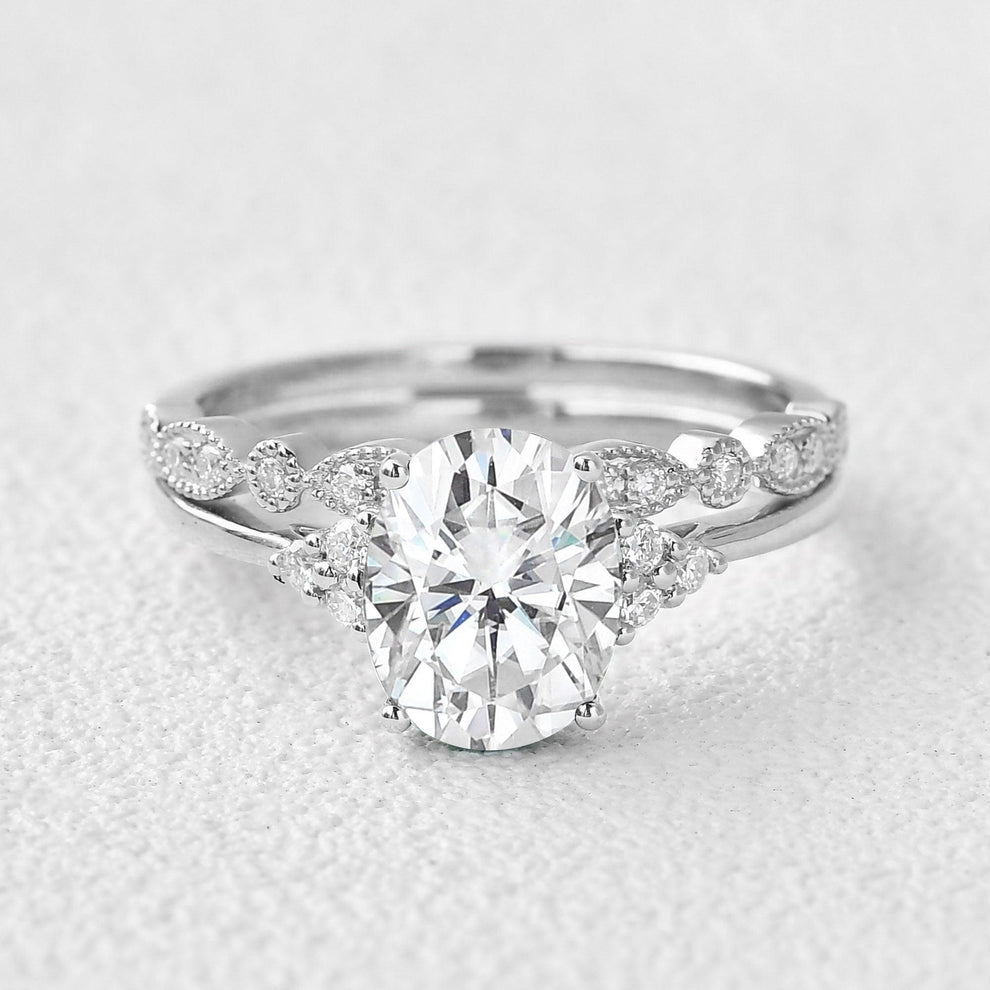 Victoria’s Glory | 2CT Vintage Oval Cut Diamond Cluster Bridal Set 2pcs.