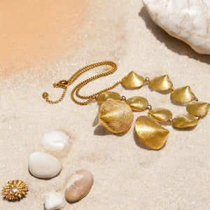 Golden Venus Ocean Shell Necklace