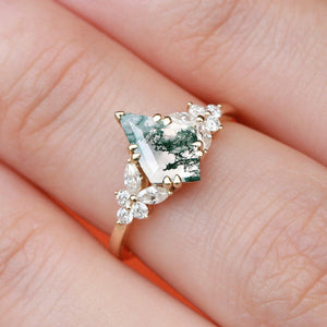 1.5ct Kite Moss Agate Engagement Ring.