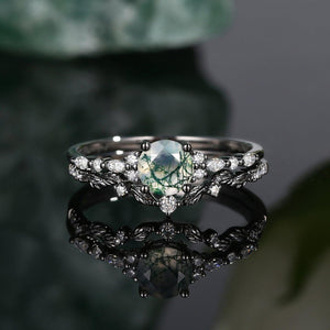Sarah Round Shaped Leafy Moss Agate Engagement Ring Sets.