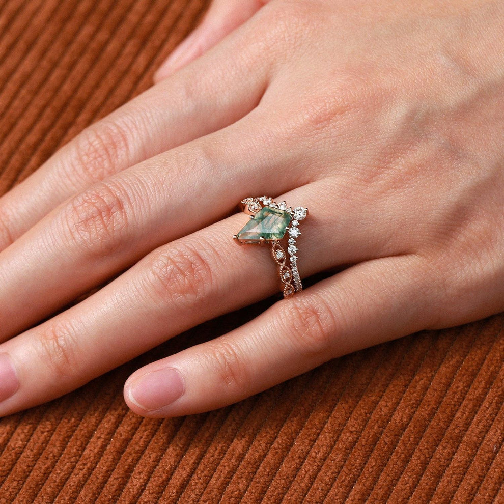 Winona 2.0ct Vintage Kite Cut Moss Agate Engagement Ring Set 2pcs.