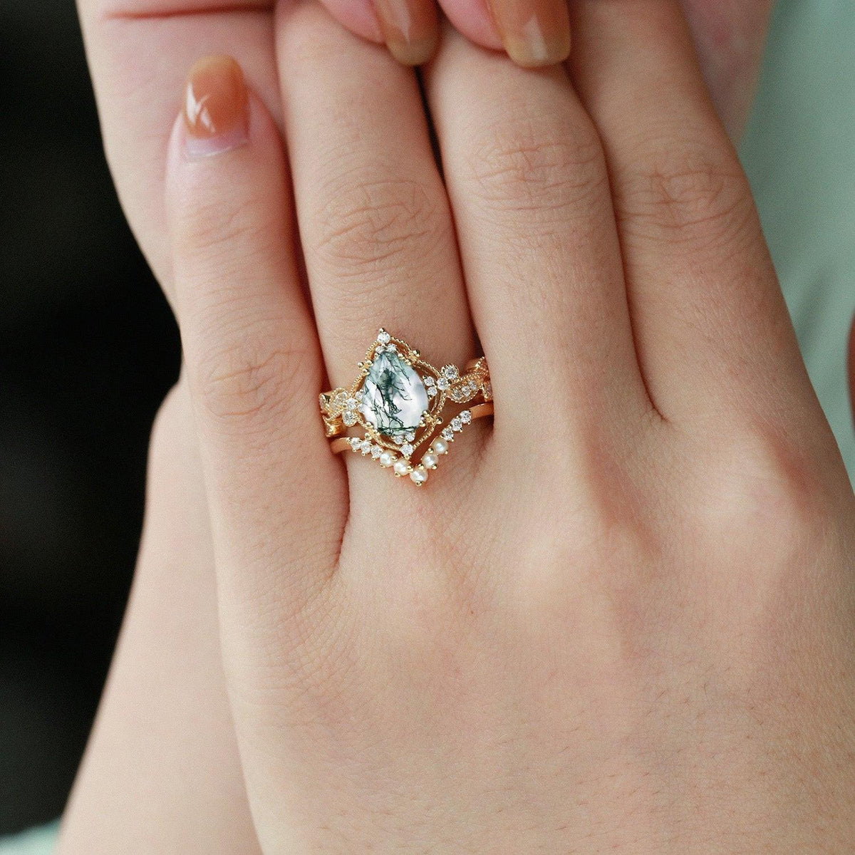Rosalind’s Cameo | Pear Moss Agate & Pearl Vintage Bridal Set 2pcs.