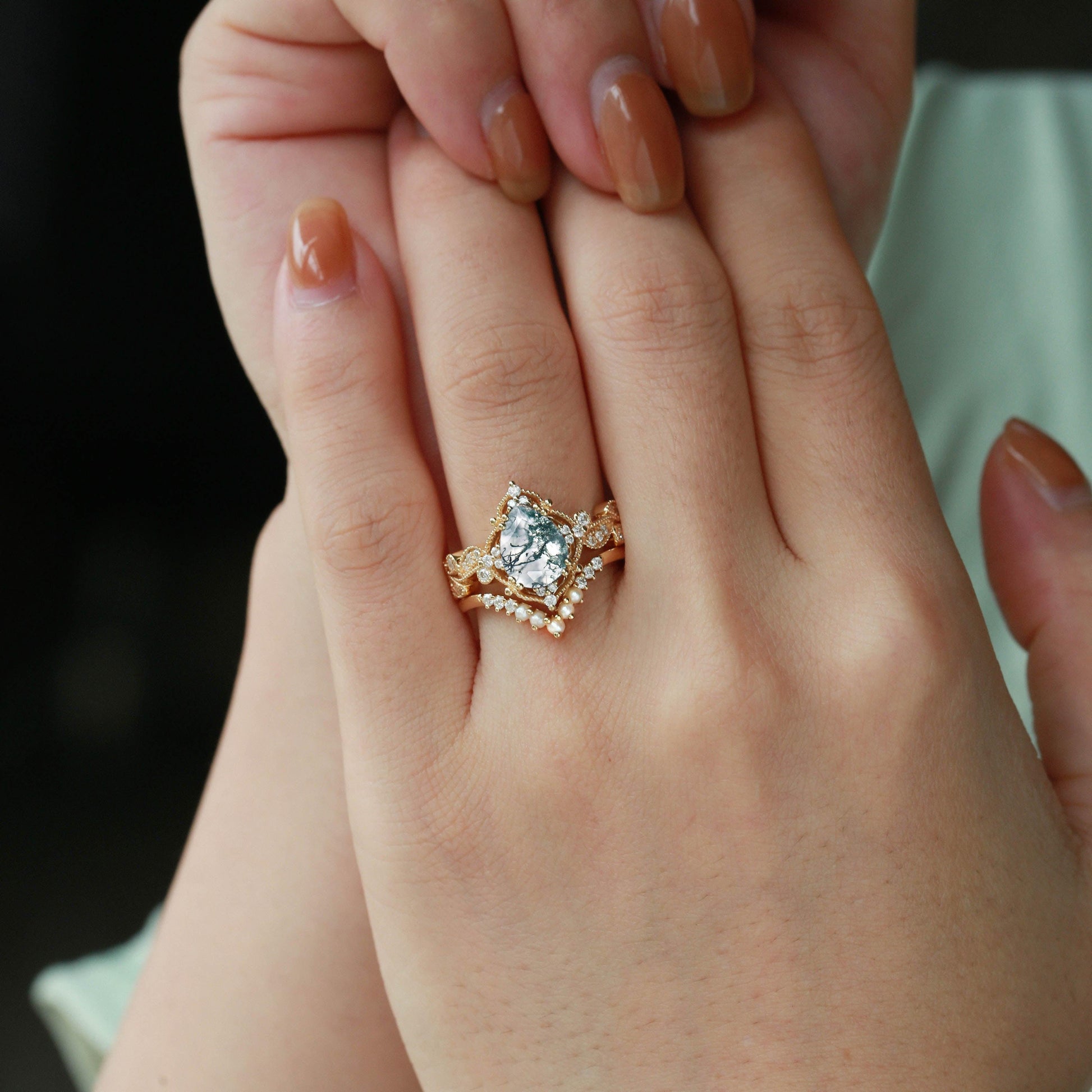 Rosalind’s Cameo | Pear Moss Agate & Pearl Vintage Bridal Set 2pcs.