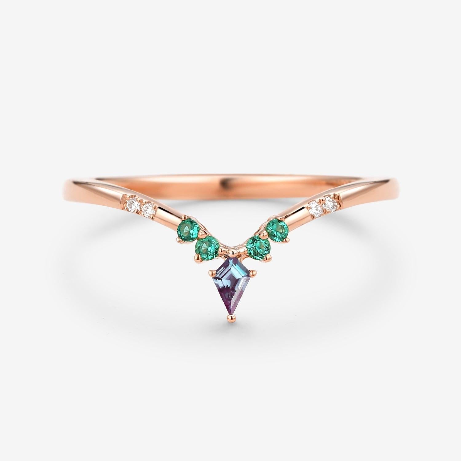 Alexandrite & Emerald & Moissanite  V Shaped Wedding Band.
