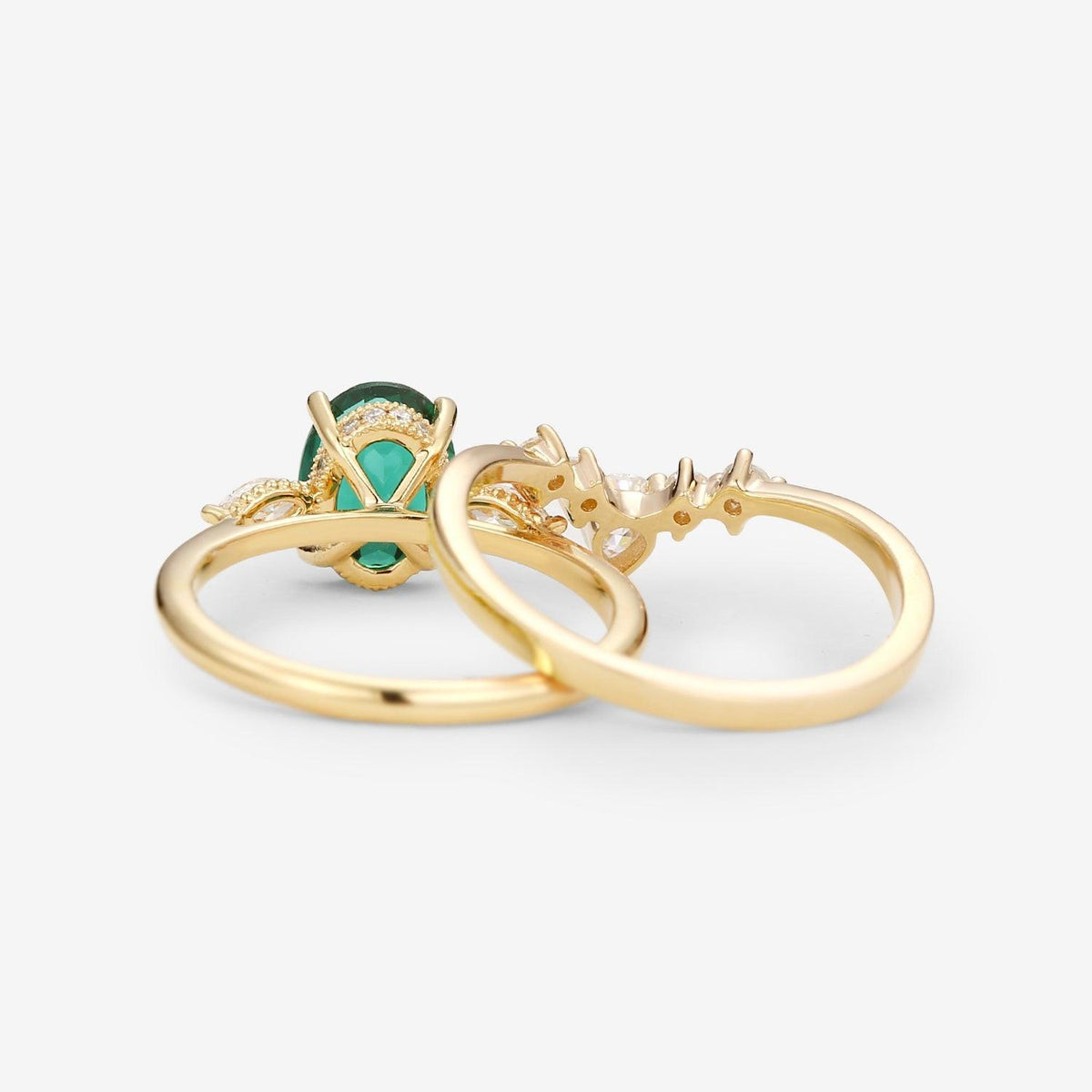 Vera's Grace | Vintage Oval Emerald & Moissanite Bridal Set 2pcs.
