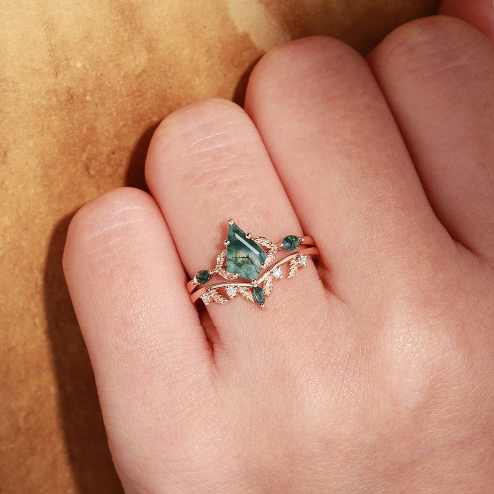 Unique Moss Agate Kite Cut Leaf Ring Set 2pcs.