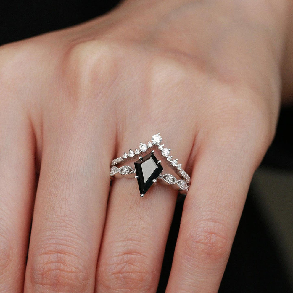 Winona 2.0ct Vintage Kite Cut Moss Agate Engagement Ring Set 2pcs.