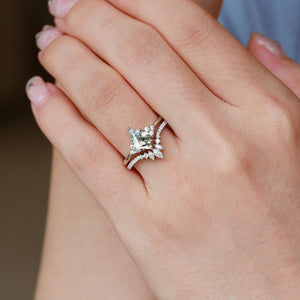 Elara’s Grove | Kite Cut Moss Agate Engagement Ring Set 2pcs