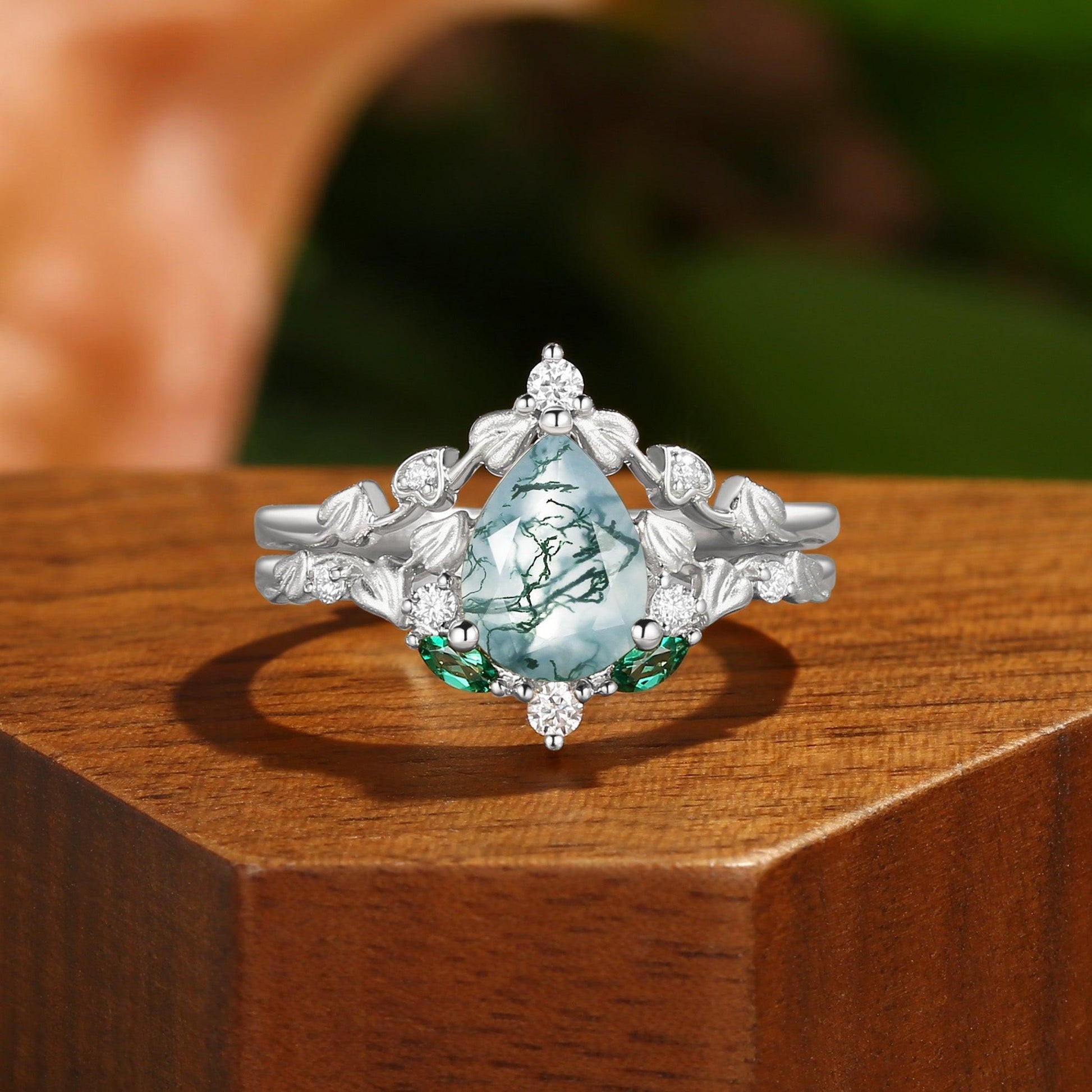 Unique Heart Leaf Moss Agate Engagement Ring Set.