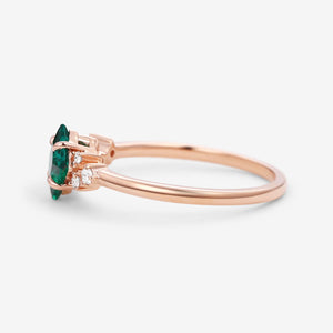 Rosalba’s Emeraude | Princess Cut Lab Emerald Solitaire Engagement Ring