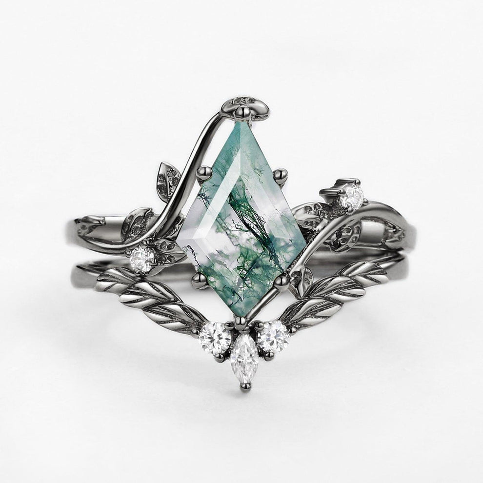 Nyx’s Vine | Black Gold Kite Cut Moss Agate Vine Engagement Ring Set 2pcs.