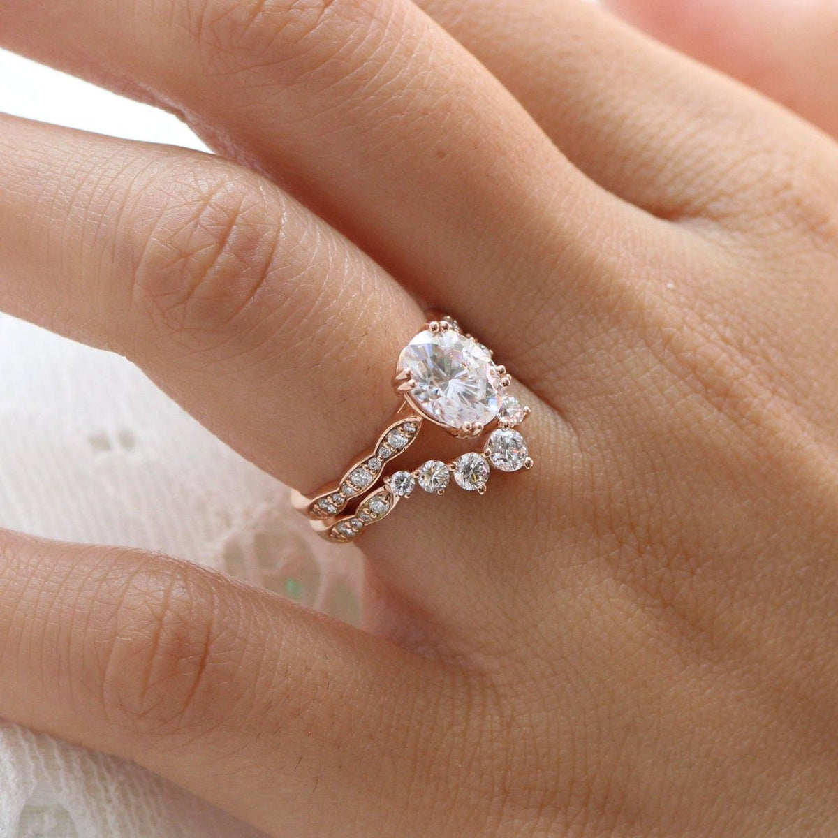 Grace’s Arc | Classic Oval Diamond Bridal Set 2pcs.