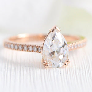Grace’s Crown | Pear Lab Diamond Solitaire Bridal Set 2pcs.