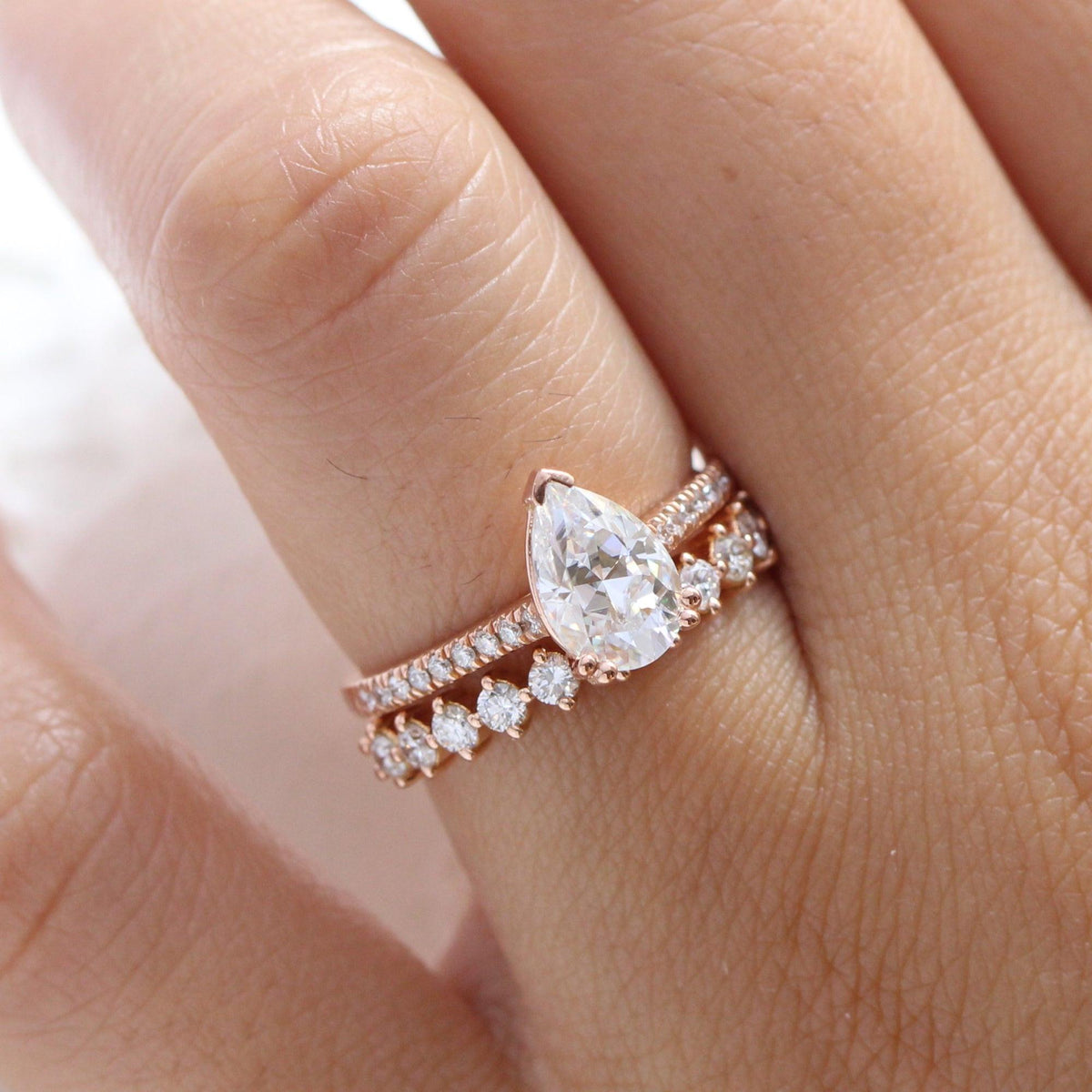 Vivienne’s Devotion | Pear Diamond Solitaire Pavé Band Bridal Set 2pcs.