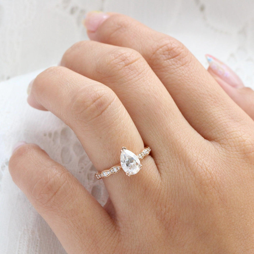 Grace’s Scallop | 1.5CT Pear Lab Diamond Solitaire Engagement Ring.