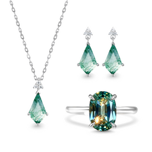 The Aurora Jewelry Set.