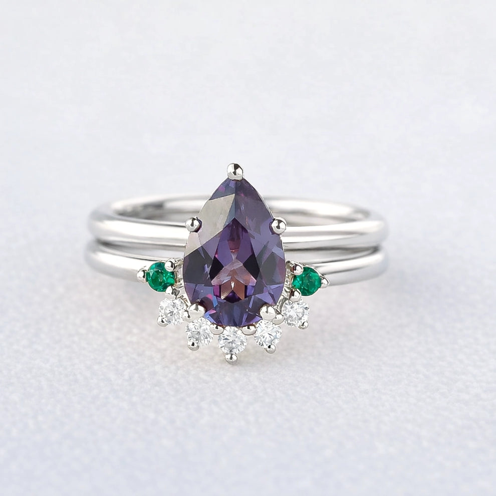 Aurora’s Gleam | Pear Lab Alexandrite Bridal Set 2pcs.