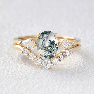 Delphine’s Wings | Oval Moss Agate Three Stone Bridal Set 2pcs.