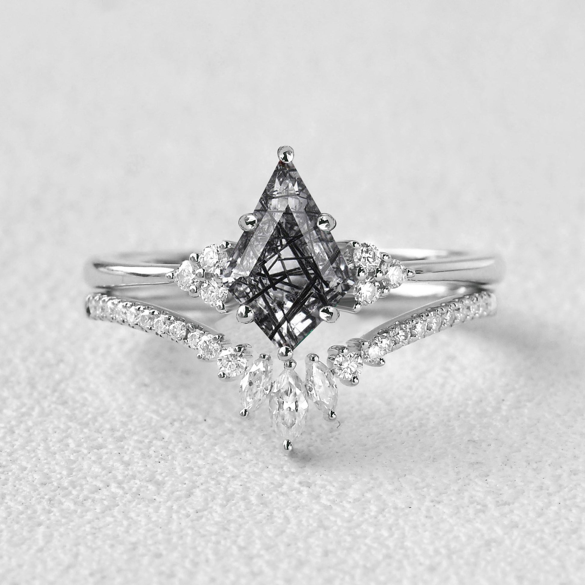 Elara’s Grove | Kite Cut Moss Agate Engagement Ring Set 2pcs