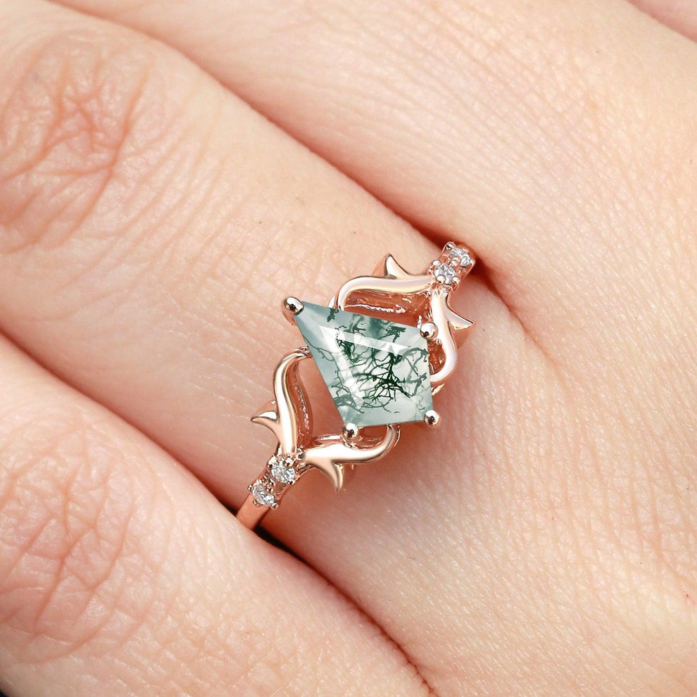 Sylvie’s Tendril | Kite Cut Moss Agate Engagement Ring.