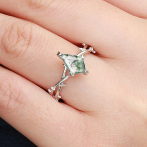 Bramble Minimalist Kite Cut Moss Agate Leafy Engagement Ring.